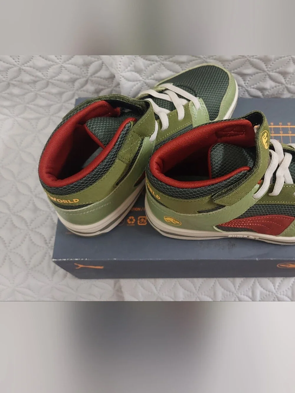 PUMA Kids Green and Red Low-Top Sneakers. Jurassic World. - Picture 2 of 11